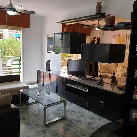Cristimar - Stunning Vacation For Families & Friends Apartment